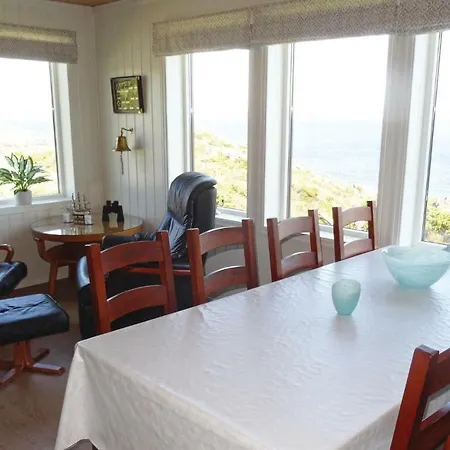Ferienhaus Three-bedroom Holiday In *